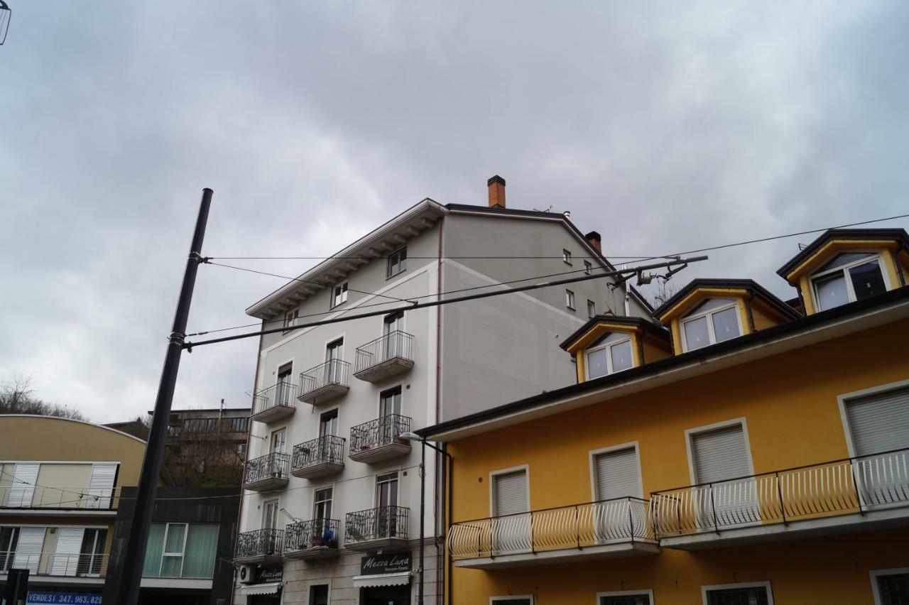 Bed and Breakfast Bonjour Bonheur Avellino Exterior foto